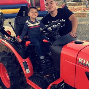 Meet your Posher, Brandon